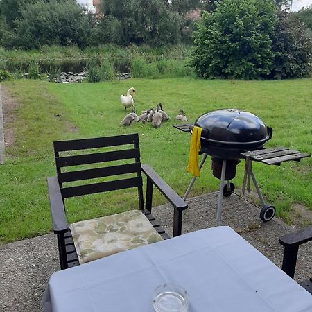 Apartament Nad Woda Marzecino Eksteriør bilde